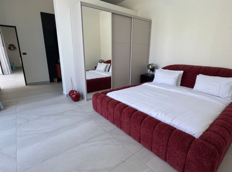 Chambre meublée de la Villa Zola à Koh Samui
