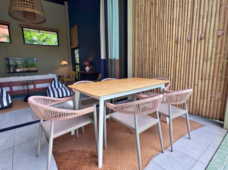 Terrasse avec coin repas de la Villa Il Segreto
