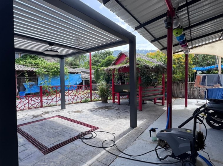 Emplacement du commerce de location de scooters à Lamai, Koh Samui