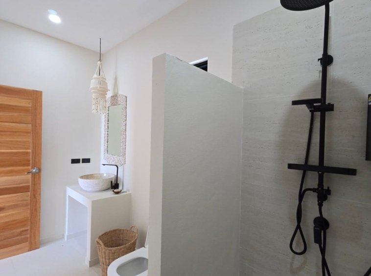 Douche à l'italienne de la Villa Ankaa
